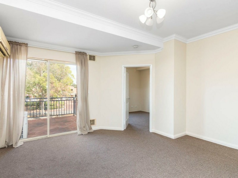 37/101 Grand Boulevard, Joondalup WA 6027