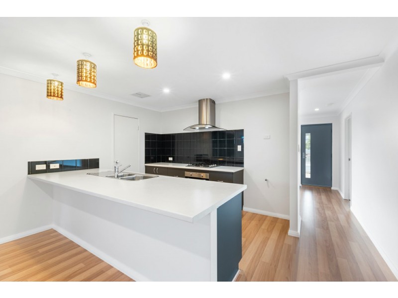 116 Joseph Banks Boulevard, Banksia Grove WA 6031