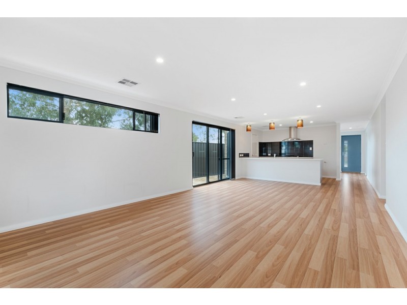 116 Joseph Banks Boulevard, Banksia Grove WA 6031