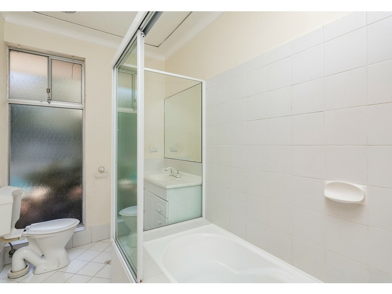 5 Chesson Street, Dianella WA 6059