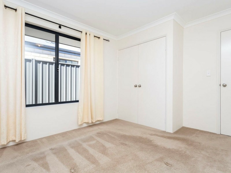 106 Joseph Banks Boulevard, Banksia Grove WA 6031