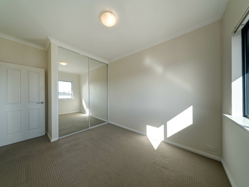 33/18 Kingsbury Road, Joondalup WA 6027