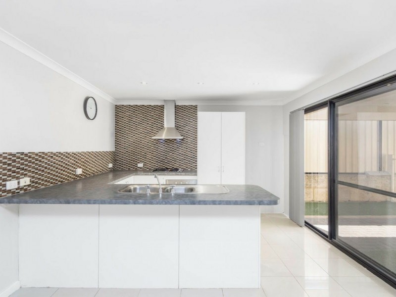 24 Lantern Way, Clarkson WA 6030