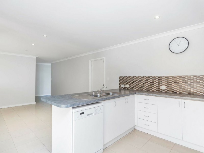 24 Lantern Way, Clarkson WA 6030