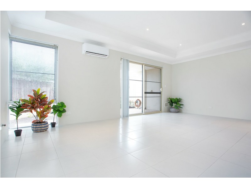 2/140 Lukin Drive, Ridgewood WA 6030