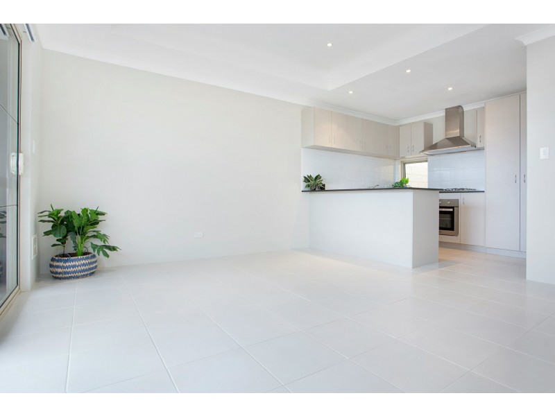 2/140 Lukin Drive, Ridgewood WA 6030