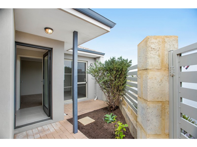 2/140 Lukin Drive, Ridgewood WA 6030