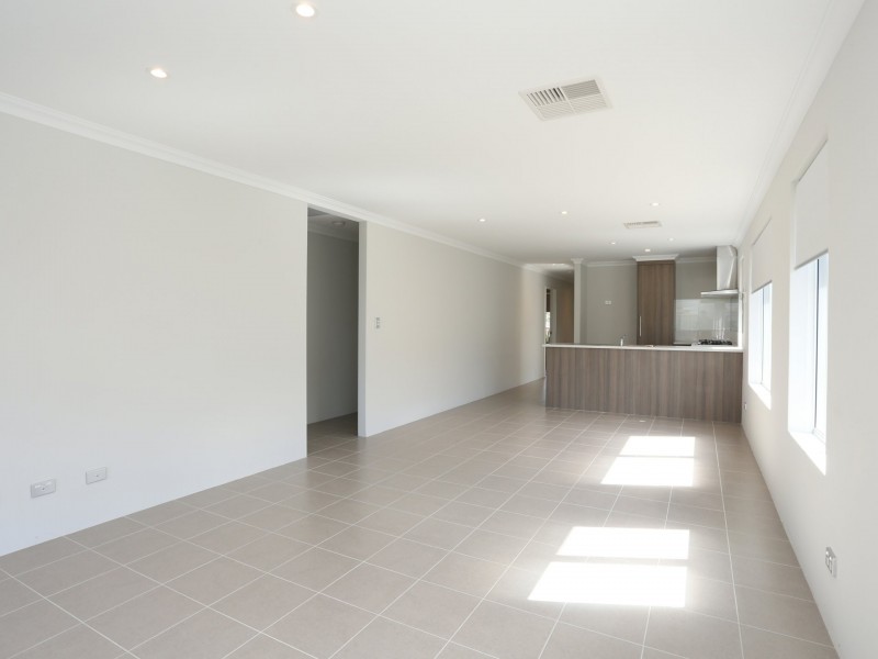 164 Grandis Boulevard, Banksia Grove WA 6031