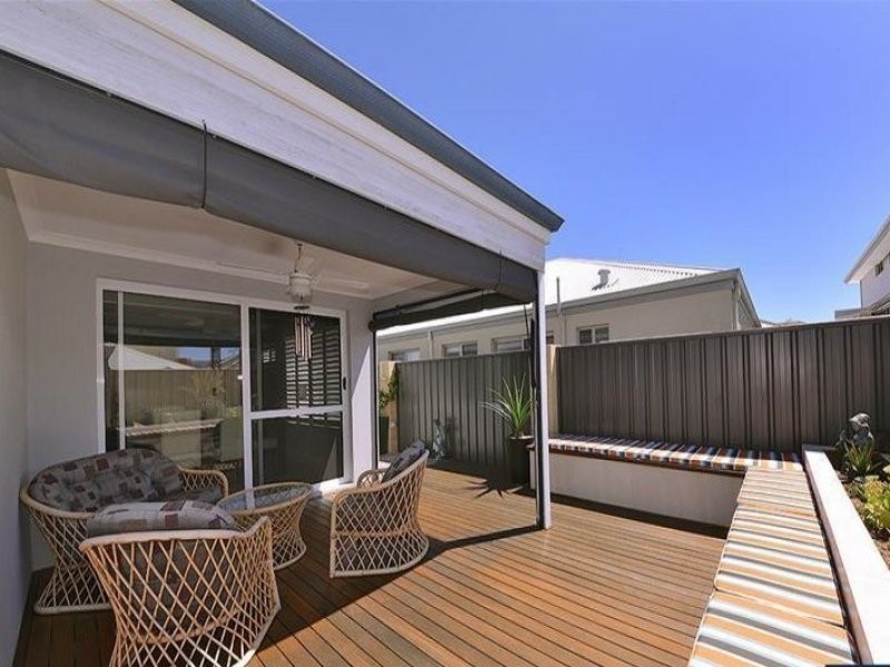 8 Duyfken Road, Jindalee WA 6036