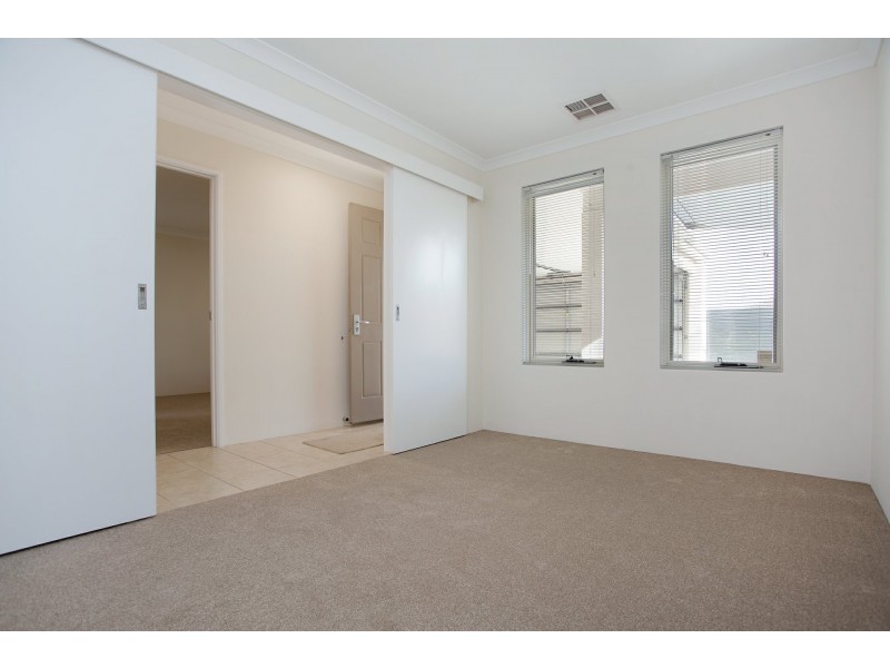 16A Pintabona Drive, Sinagra WA 6065