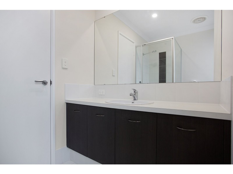 16A Pintabona Drive, Sinagra WA 6065