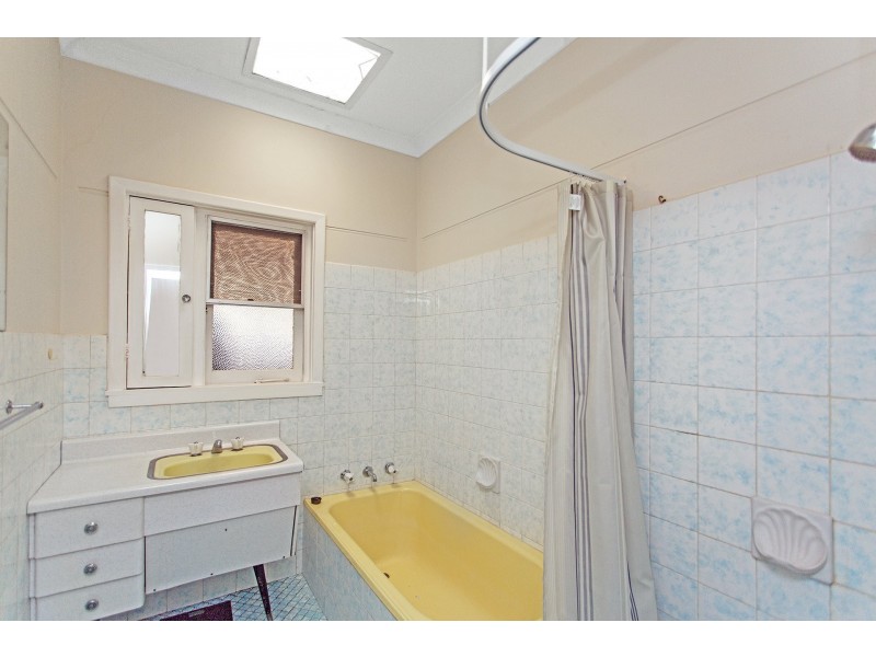 25 Leeds Street, Dianella WA 6059