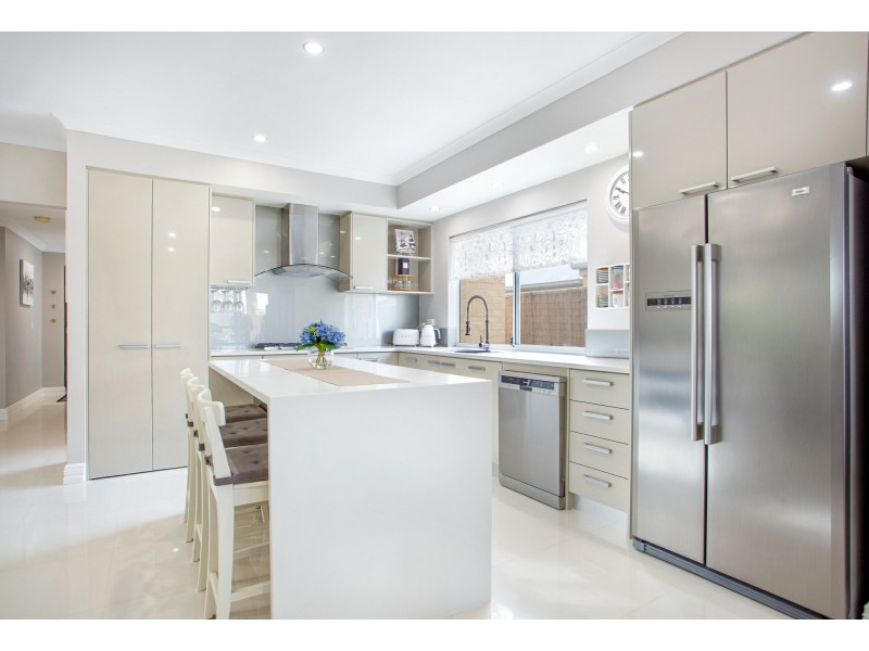 16 Admiralty Road, Jindalee WA 6036