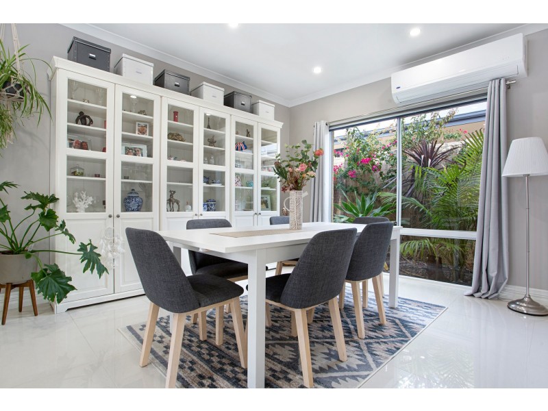 16 Admiralty Road, Jindalee WA 6036