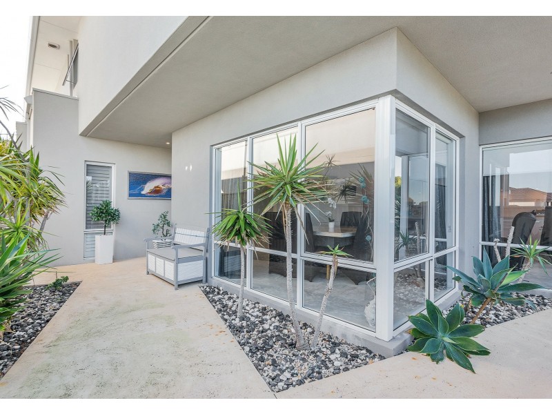 34 Beachside Drive, Burns Beach WA 6028