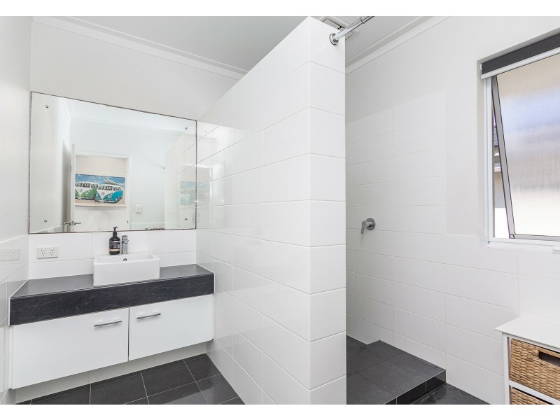 34 Beachside Drive, Burns Beach WA 6028