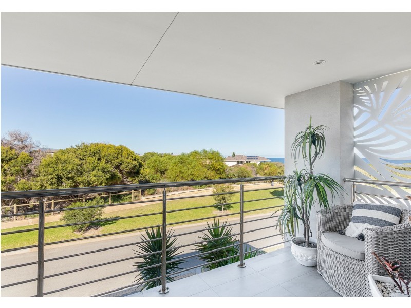 34 Beachside Drive, Burns Beach WA 6028