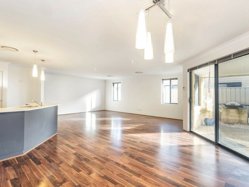 52 Jerrail Street, Yanchep WA 6035