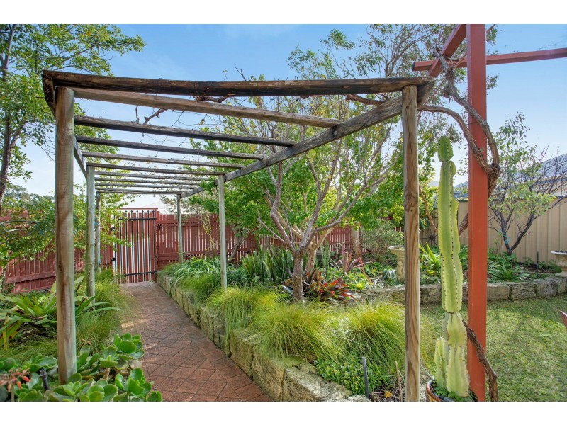 12 Benbulben Rise, Yanchep WA 6035