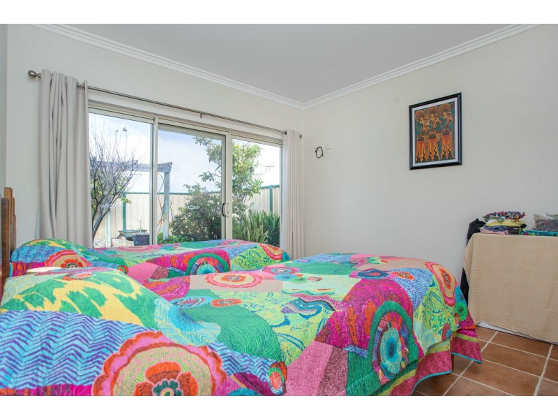 12 Benbulben Rise, Yanchep WA 6035