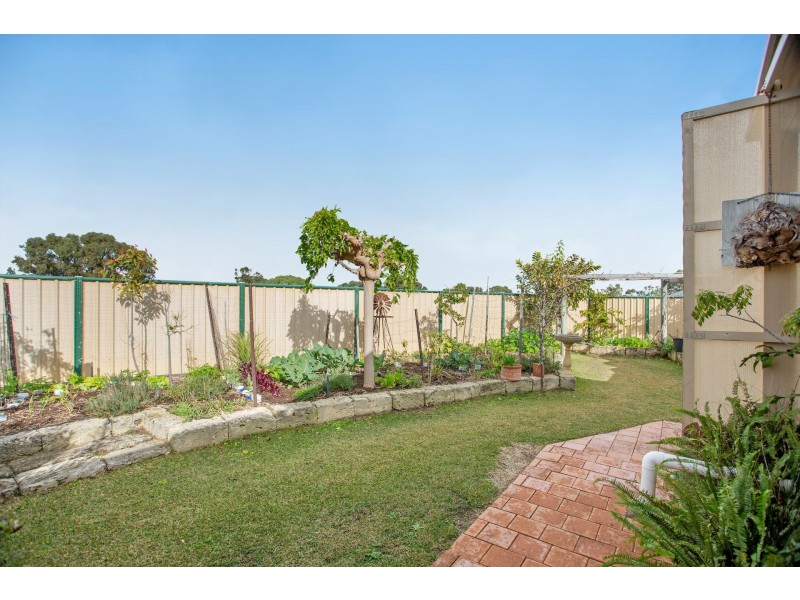 12 Benbulben Rise, Yanchep WA 6035