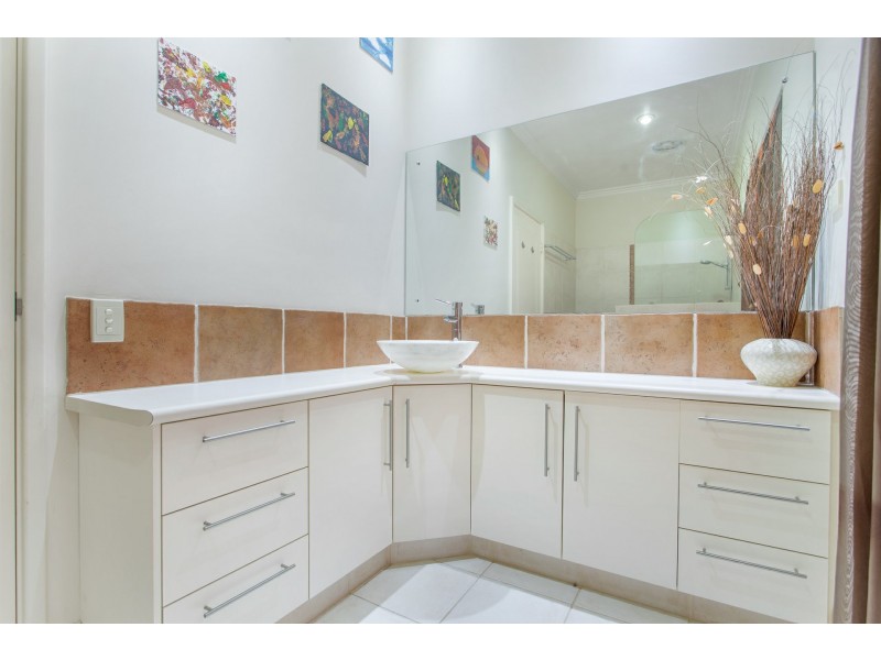 12 Benbulben Rise, Yanchep WA 6035