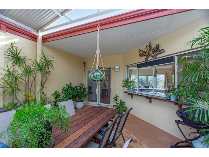 12 Benbulben Rise, Yanchep WA 6035