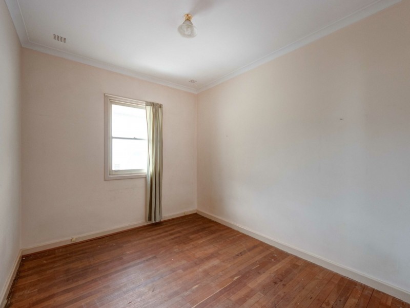 8 Rotherfield Road, Westminster WA 6061