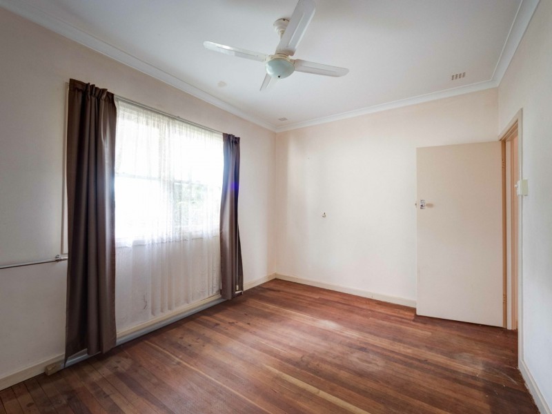 8 Rotherfield Road, Westminster WA 6061