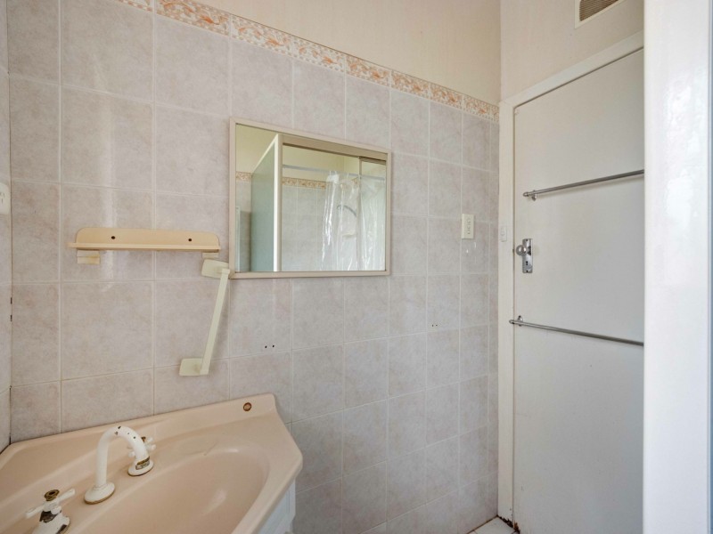 8 Rotherfield Road, Westminster WA 6061