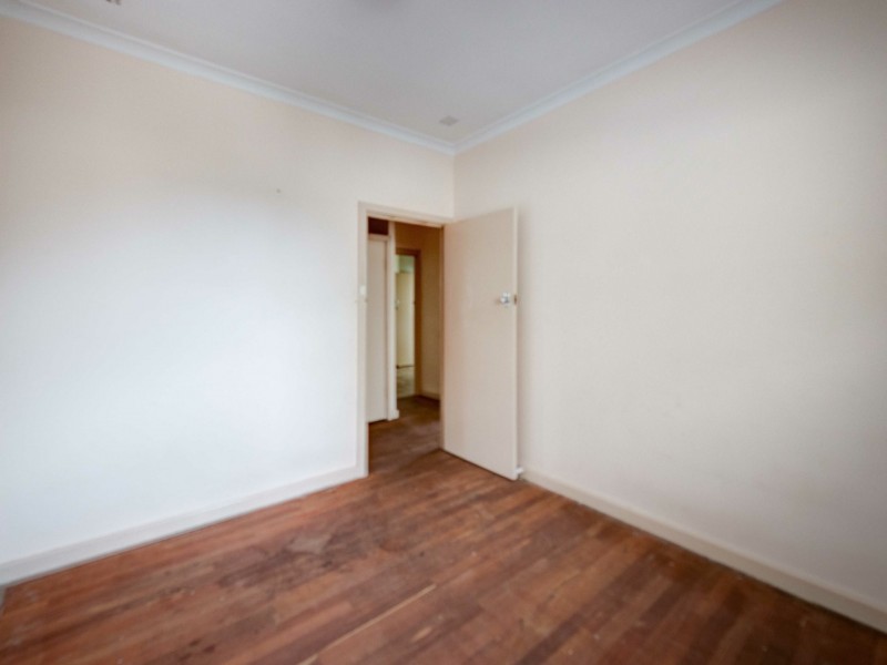 8 Rotherfield Road, Westminster WA 6061