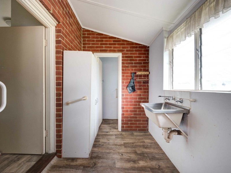 8 Rotherfield Road, Westminster WA 6061