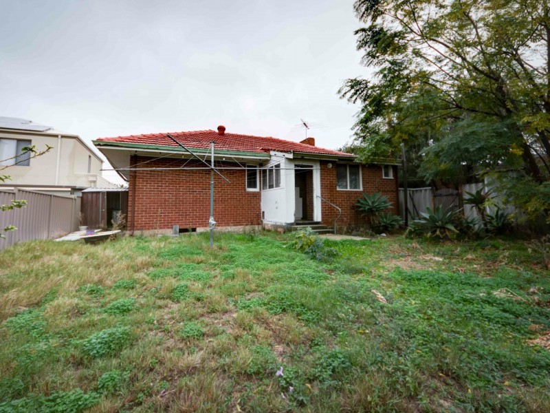 8 Rotherfield Road, Westminster WA 6061