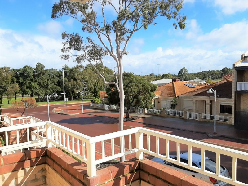 10 Aldgate Street, Joondalup WA 6027
