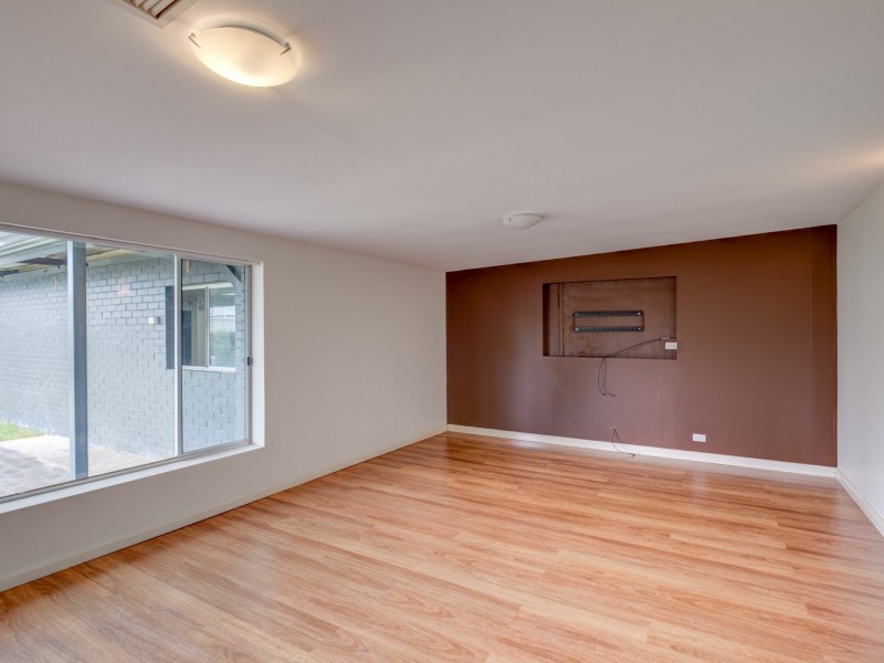 56 Harford Way, Girrawheen WA 6064