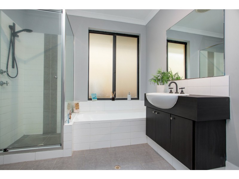 14 Clitheroe Way, Butler WA 6036