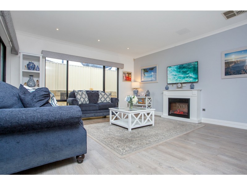 14 Clitheroe Way, Butler WA 6036