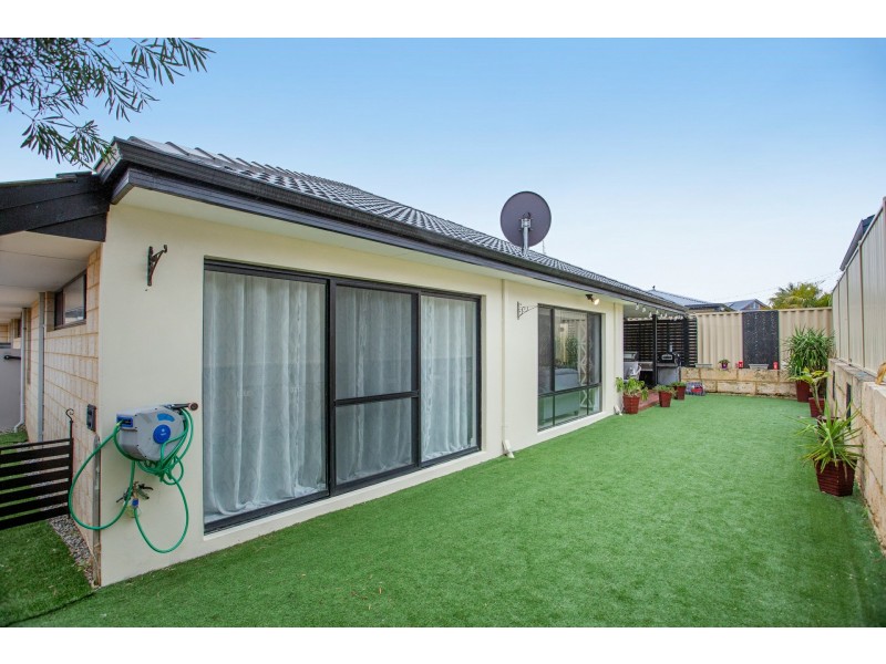 14 Clitheroe Way, Butler WA 6036