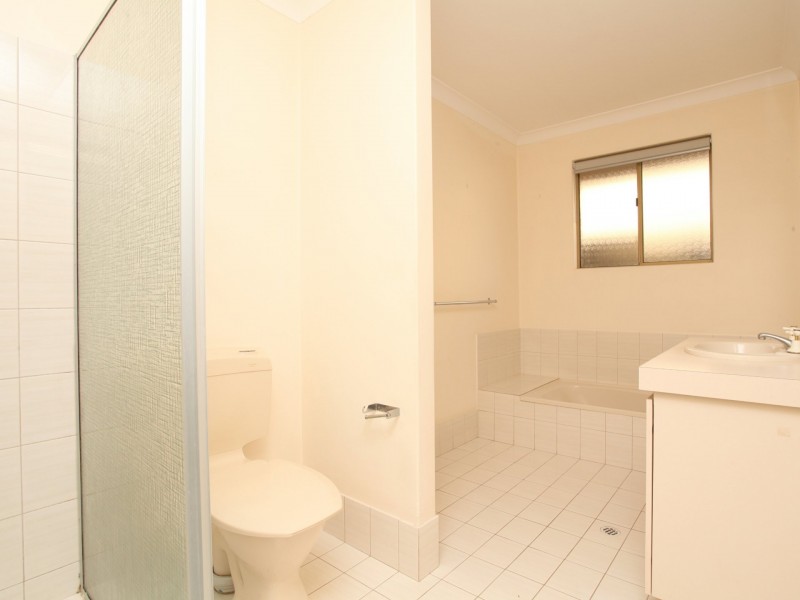 7 Meadow Place, Hocking WA 6065