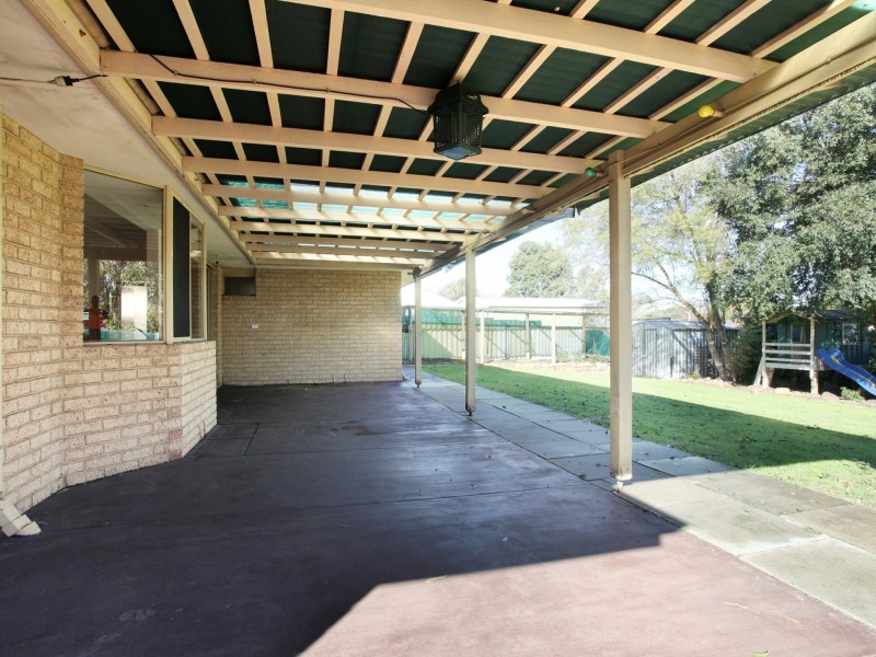 7 Meadow Place, Hocking WA 6065