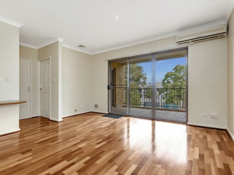 25/27 Piccadilly Circle, Joondalup WA 6027