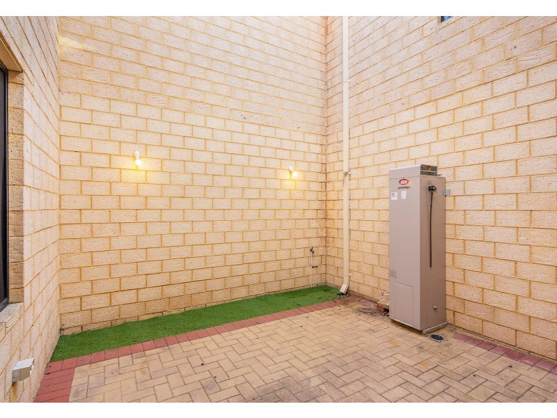 3a/1 Nottinghill Street, Joondalup WA 6027