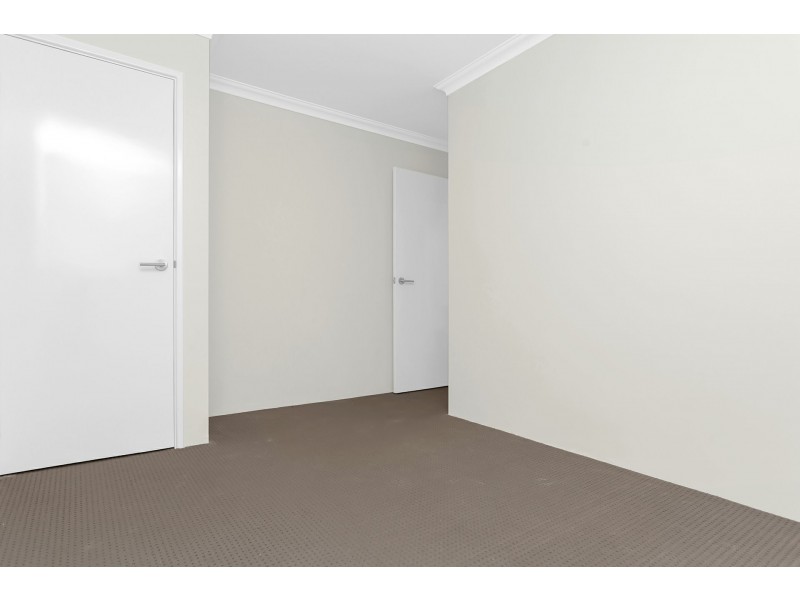 18 Blackrock Avenue, Butler WA 6036