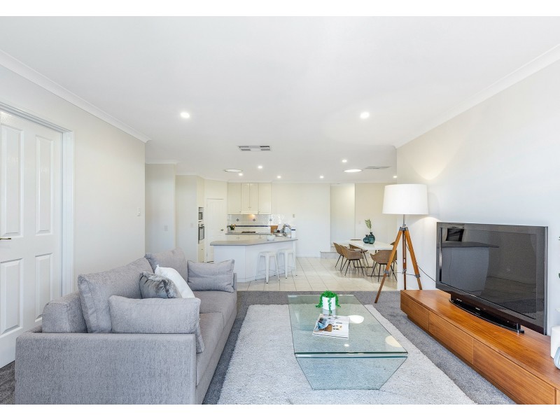 2 Sorata Place, Currambine WA 6028