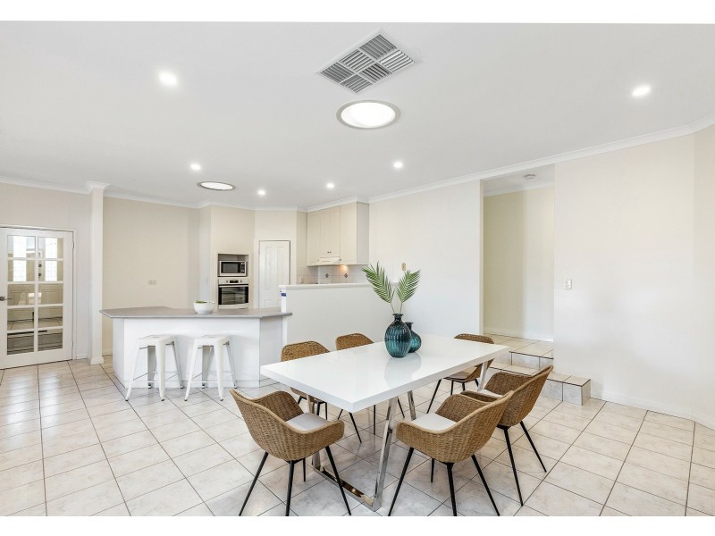 2 Sorata Place, Currambine WA 6028