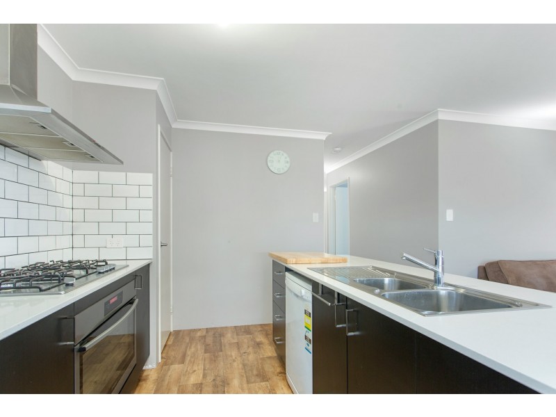 18 Trethowan Promenade, Alkimos WA 6038