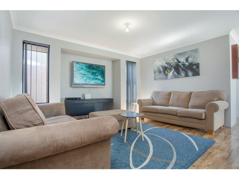 18 Trethowan Promenade, Alkimos WA 6038
