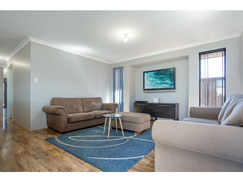 18 Trethowan Promenade, Alkimos WA 6038