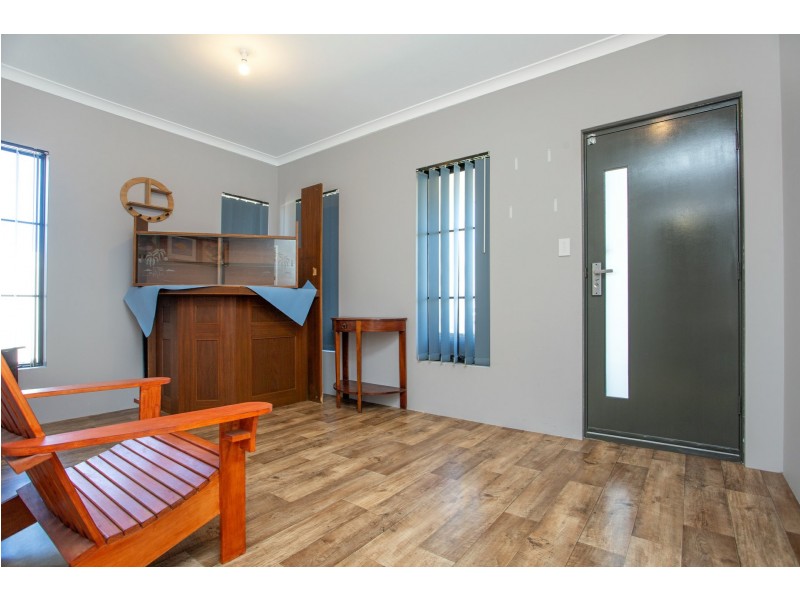 18 Trethowan Promenade, Alkimos WA 6038