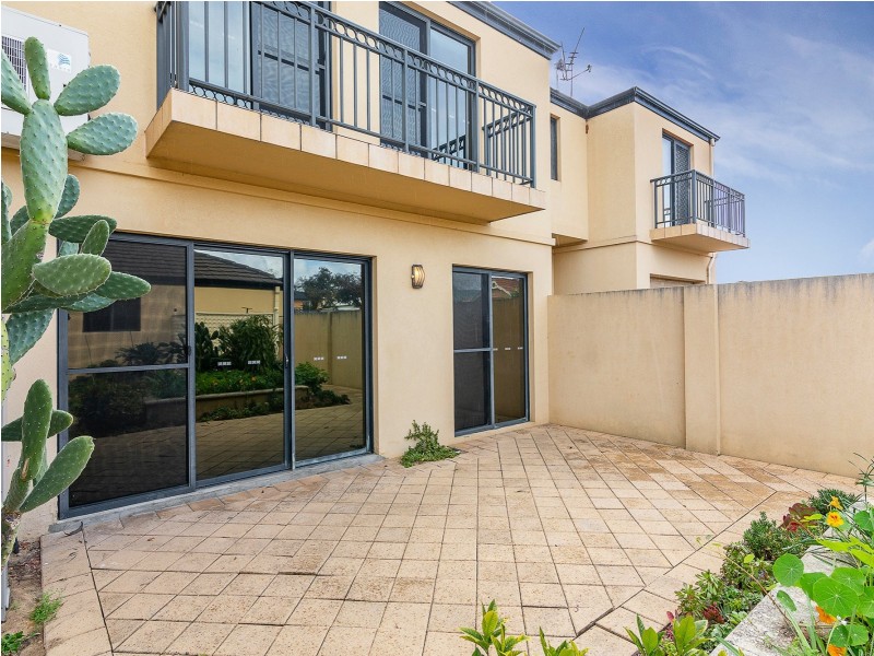 2/51 Grand Boulevard, Joondalup WA 6027